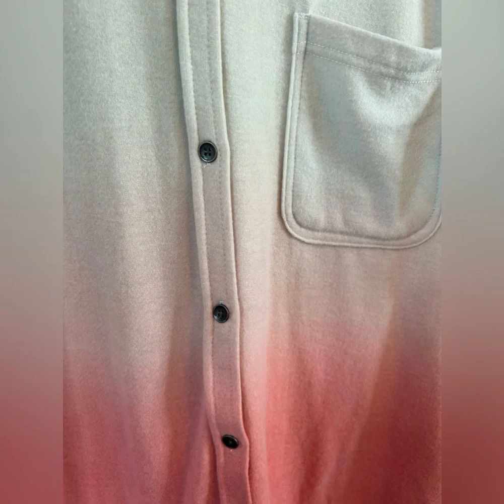 NWT Maurices Ombré Long Sleeve Button Down Size 1X - Picture 2 of 6